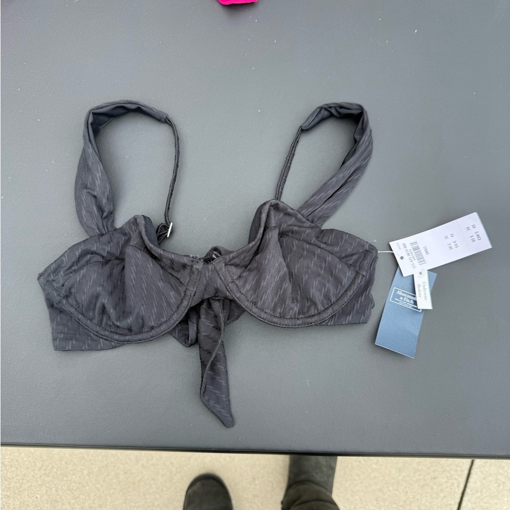 Abercrombie & Fitch Black Underwire swimsuit with Adjustable Straps